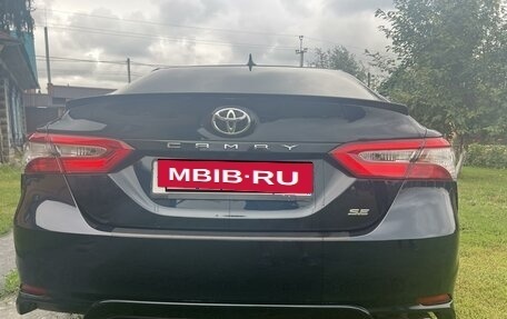 Toyota Camry, 2019 год, 2 900 000 рублей, 8 фотография