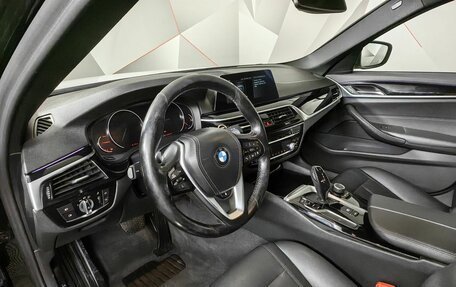 BMW 5 серия, 2020 год, 3 380 000 рублей, 8 фотография