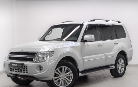 Mitsubishi Pajero IV, 2013 год, 2 395 000 рублей, 1 фотография