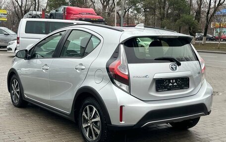 Toyota Prius c I, 2017 год, 1 349 900 рублей, 4 фотография