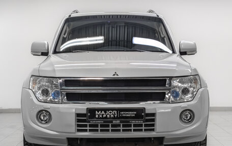 Mitsubishi Pajero IV, 2013 год, 2 395 000 рублей, 2 фотография