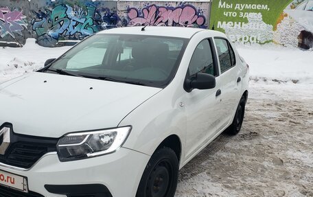 Renault Logan II, 2019 год, 650 000 рублей, 2 фотография