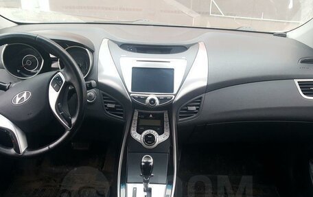 Hyundai Avante, 2011 год, 1 300 000 рублей, 4 фотография