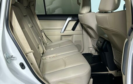 Toyota Land Cruiser Prado 150 рестайлинг 2, 2022 год, 7 449 000 рублей, 12 фотография