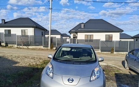 Nissan Leaf I, 2012 год, 500 000 рублей, 4 фотография