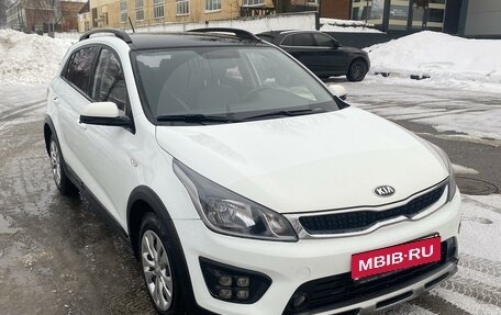 KIA Rio IV, 2018 год, 1 630 000 рублей, 2 фотография