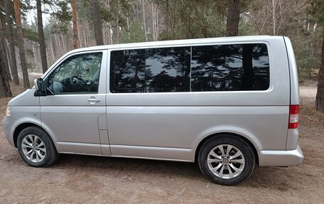 Volkswagen Caravelle T5, 2008 год, 1 165 000 рублей, 10 фотография