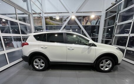 Toyota RAV4, 2014 год, 2 010 000 рублей, 5 фотография