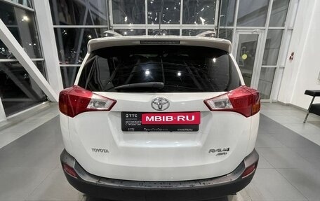 Toyota RAV4, 2014 год, 2 010 000 рублей, 7 фотография