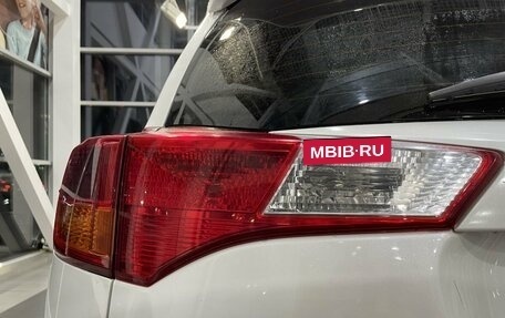 Toyota RAV4, 2014 год, 2 010 000 рублей, 12 фотография