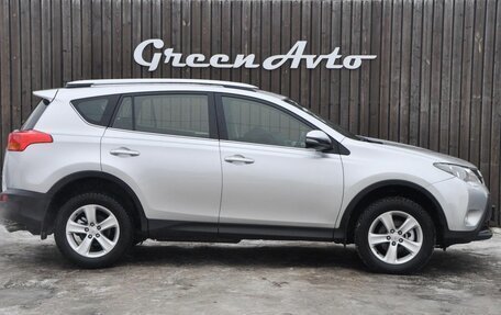 Toyota RAV4, 2014 год, 2 250 000 рублей, 6 фотография