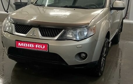 Mitsubishi Outlander III рестайлинг 3, 2007 год, 1 130 000 рублей, 1 фотография