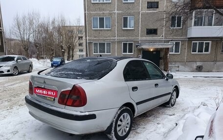 Mitsubishi Carisma I, 2000 год, 400 000 рублей, 4 фотография