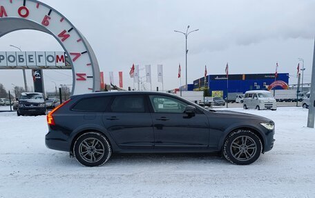 Volvo V90 Cross Country I рестайлинг, 2017 год, 2 599 000 рублей, 8 фотография