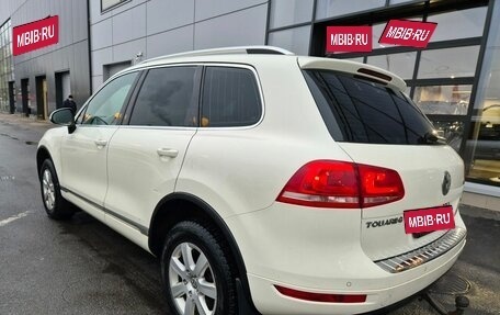 Volkswagen Touareg III, 2011 год, 1 749 000 рублей, 3 фотография