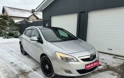 Opel Astra J, 2010 год, 775 000 рублей, 1 фотография