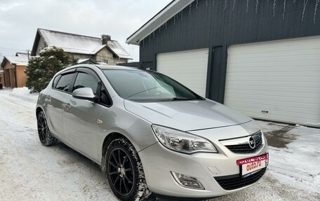 Opel Astra J, 2010 год, 775 000 рублей, 4 фотография