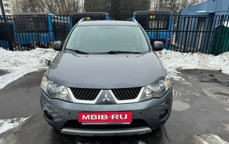 Mitsubishi Outlander III рестайлинг 3, 2007 год, 1 240 000 рублей, 2 фотография