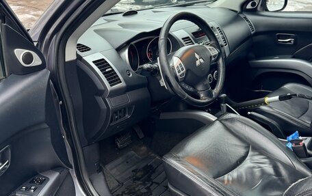 Mitsubishi Outlander III рестайлинг 3, 2007 год, 1 240 000 рублей, 15 фотография