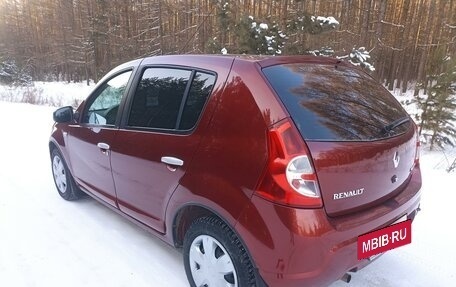 Renault Sandero I, 2011 год, 685 000 рублей, 3 фотография