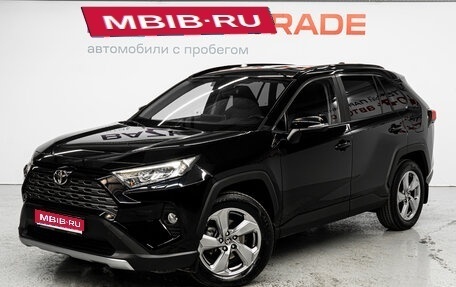 Toyota RAV4, 2019 год, 3 360 000 рублей, 1 фотография