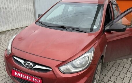 Hyundai Solaris II рестайлинг, 2011 год, 790 000 рублей, 9 фотография