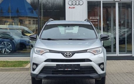 Toyota RAV4, 2018 год, 2 690 000 рублей, 2 фотография