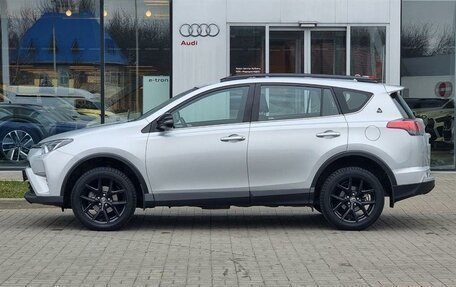 Toyota RAV4, 2018 год, 2 690 000 рублей, 8 фотография