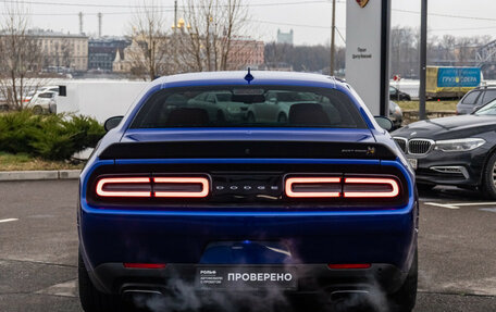 Dodge Challenger III рестайлинг 2, 2021 год, 6 700 000 рублей, 11 фотография