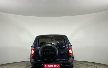 Chevrolet Niva I рестайлинг, 2010 год, 499 000 рублей, 7 фотография