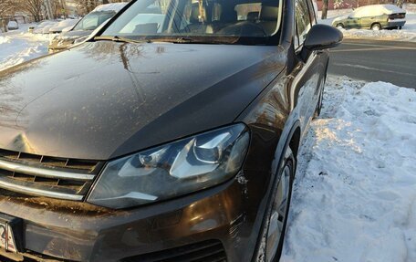 Volkswagen Touareg III, 2011 год, 1 490 000 рублей, 11 фотография