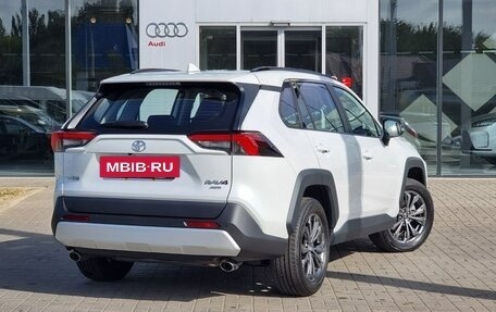 Toyota RAV4, 2024 год, 4 585 000 рублей, 6 фотография