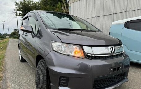 Honda Freed I, 2016 год, 867 889 рублей, 8 фотография