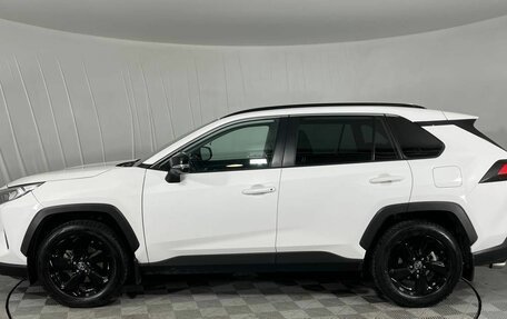 Toyota RAV4, 2021 год, 2 925 000 рублей, 8 фотография