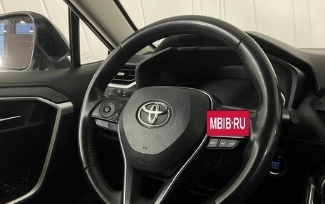 Toyota RAV4, 2021 год, 2 925 000 рублей, 9 фотография