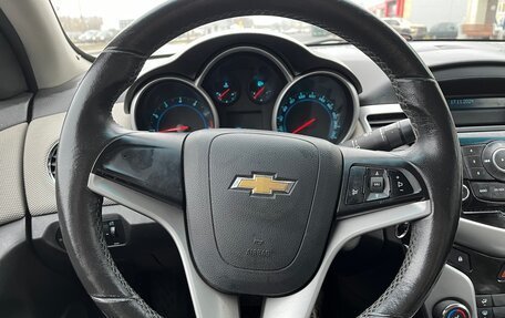 Chevrolet Cruze II, 2011 год, 939 000 рублей, 10 фотография