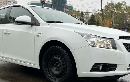 Chevrolet Cruze II, 2011 год, 939 000 рублей, 3 фотография