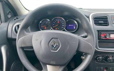 Renault Logan II, 2017 год, 860 000 рублей, 16 фотография