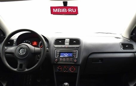 Volkswagen Polo VI (EU Market), 2013 год, 740 000 рублей, 5 фотография