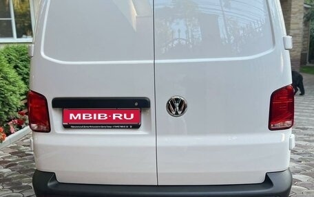 Volkswagen Transporter T6 рестайлинг, 2021 год, 4 400 000 рублей, 4 фотография