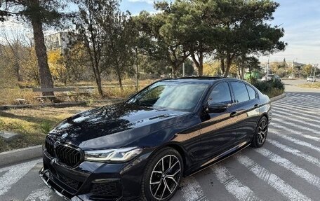 BMW 5 серия, 2021 год, 5 490 000 рублей, 1 фотография