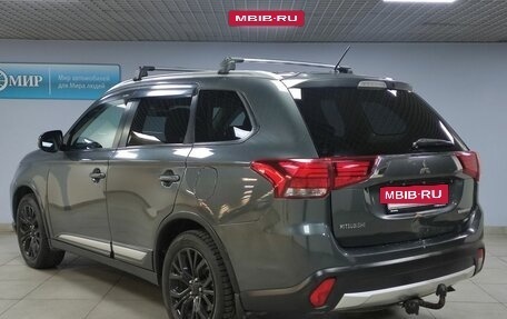 Mitsubishi Outlander III рестайлинг 3, 2015 год, 1 629 000 рублей, 7 фотография