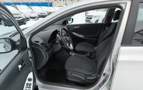 Hyundai Solaris II рестайлинг, 2012 год, 999 000 рублей, 11 фотография