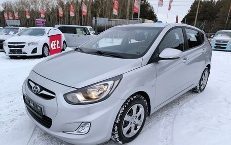 Hyundai Solaris II рестайлинг, 2012 год, 999 000 рублей, 3 фотография