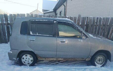 Nissan Cube II, 2001 год, 100 000 рублей, 2 фотография