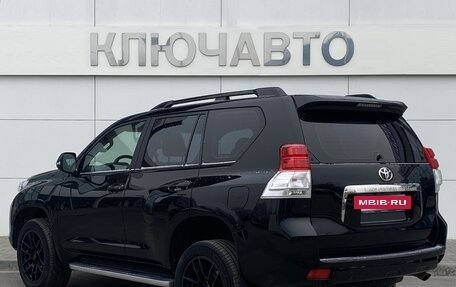 Toyota Land Cruiser Prado 150 рестайлинг 2, 2010 год, 3 750 000 рублей, 6 фотография