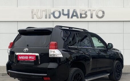 Toyota Land Cruiser Prado 150 рестайлинг 2, 2010 год, 3 750 000 рублей, 4 фотография