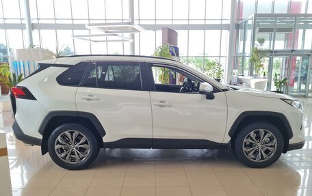 Toyota RAV4, 2023 год, 5 750 000 рублей, 3 фотография