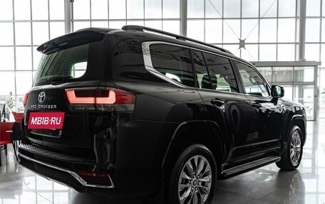 Toyota Land Cruiser, 2023 год, 14 940 000 рублей, 5 фотография