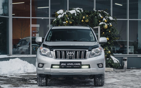 Toyota Land Cruiser Prado 150 рестайлинг 2, 2010 год, 2 860 000 рублей, 2 фотография